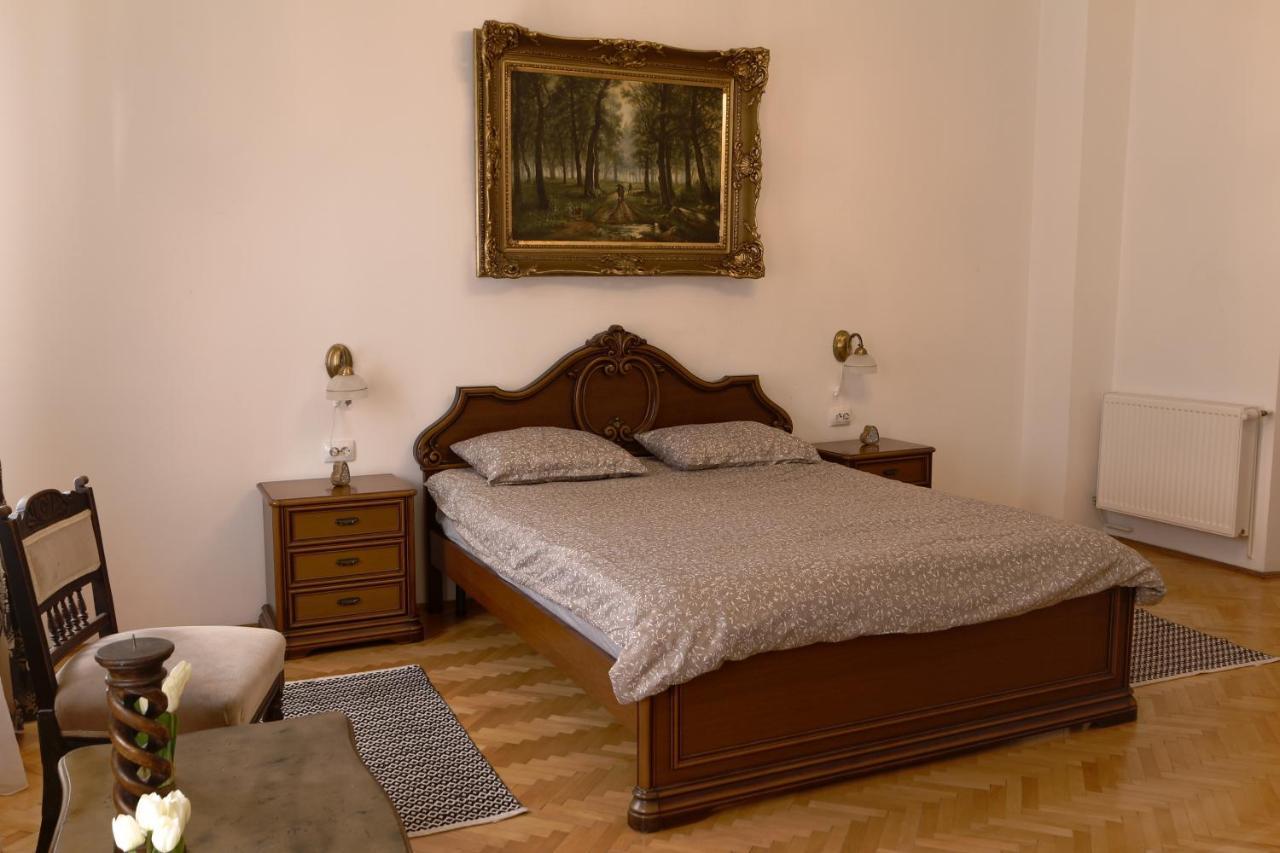 Illo Tempore - Ultracentral Apartment Сігішоара Екстер'єр фото